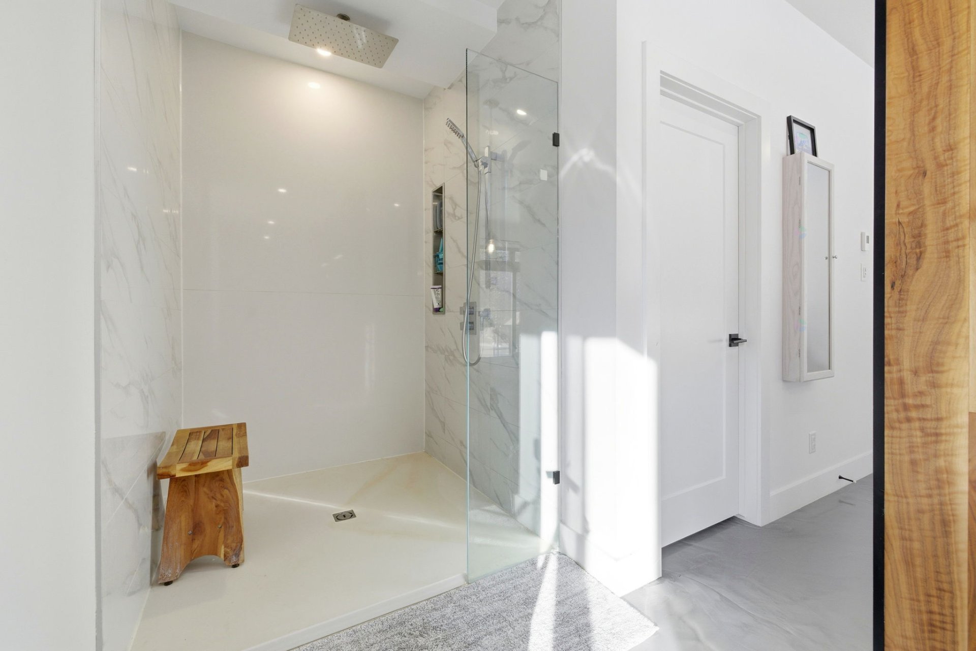 Ensuite bathroom