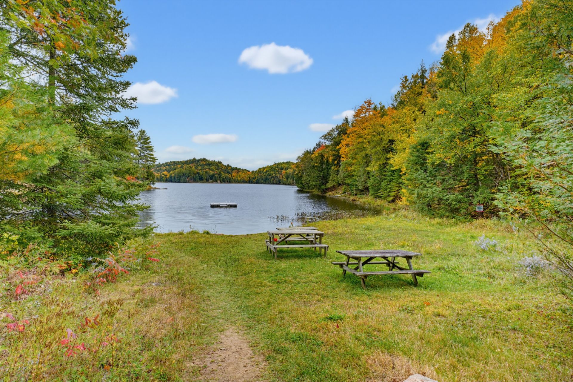 Lac Noir via ch du Huard