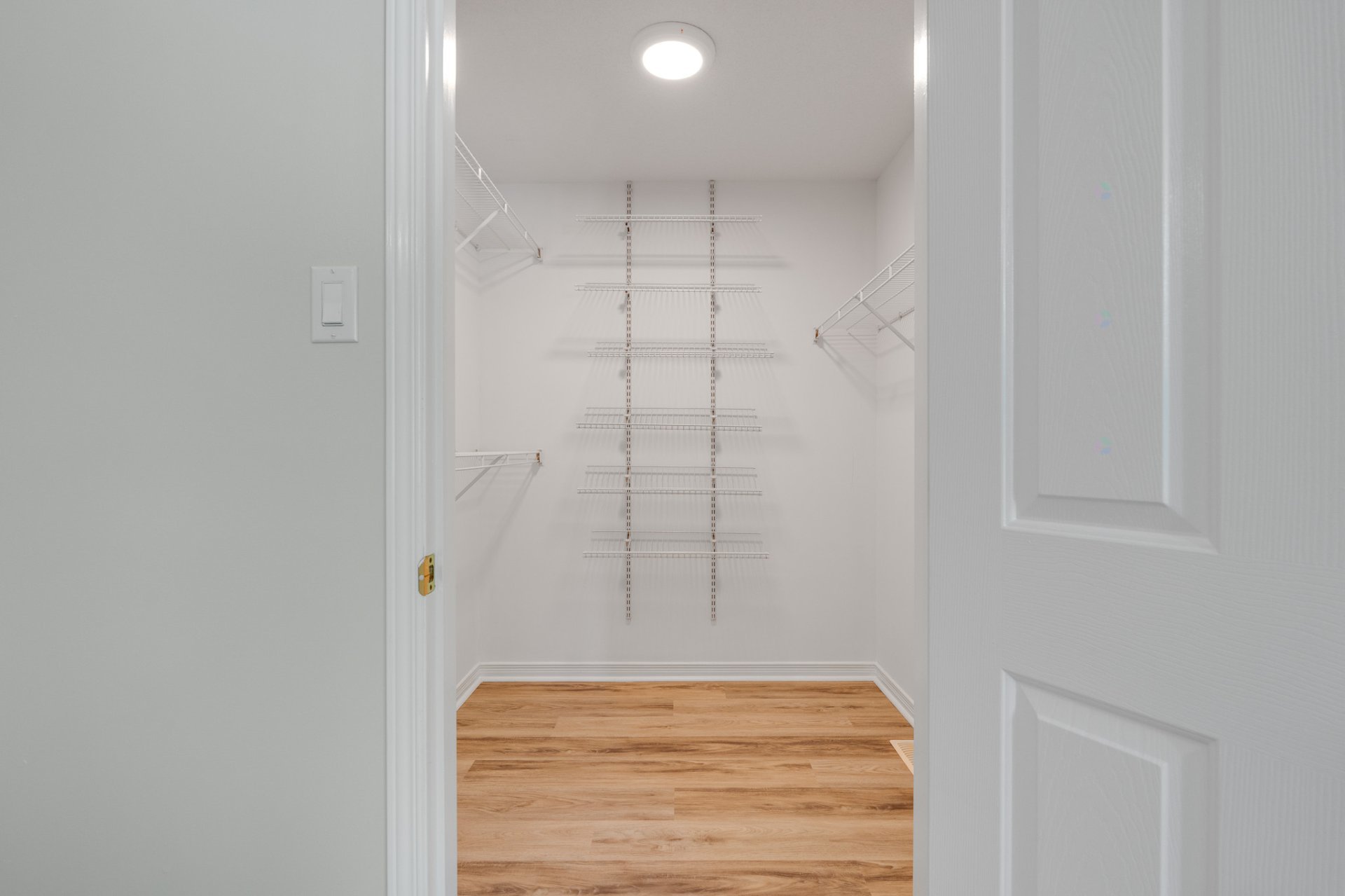 Walk-in closet