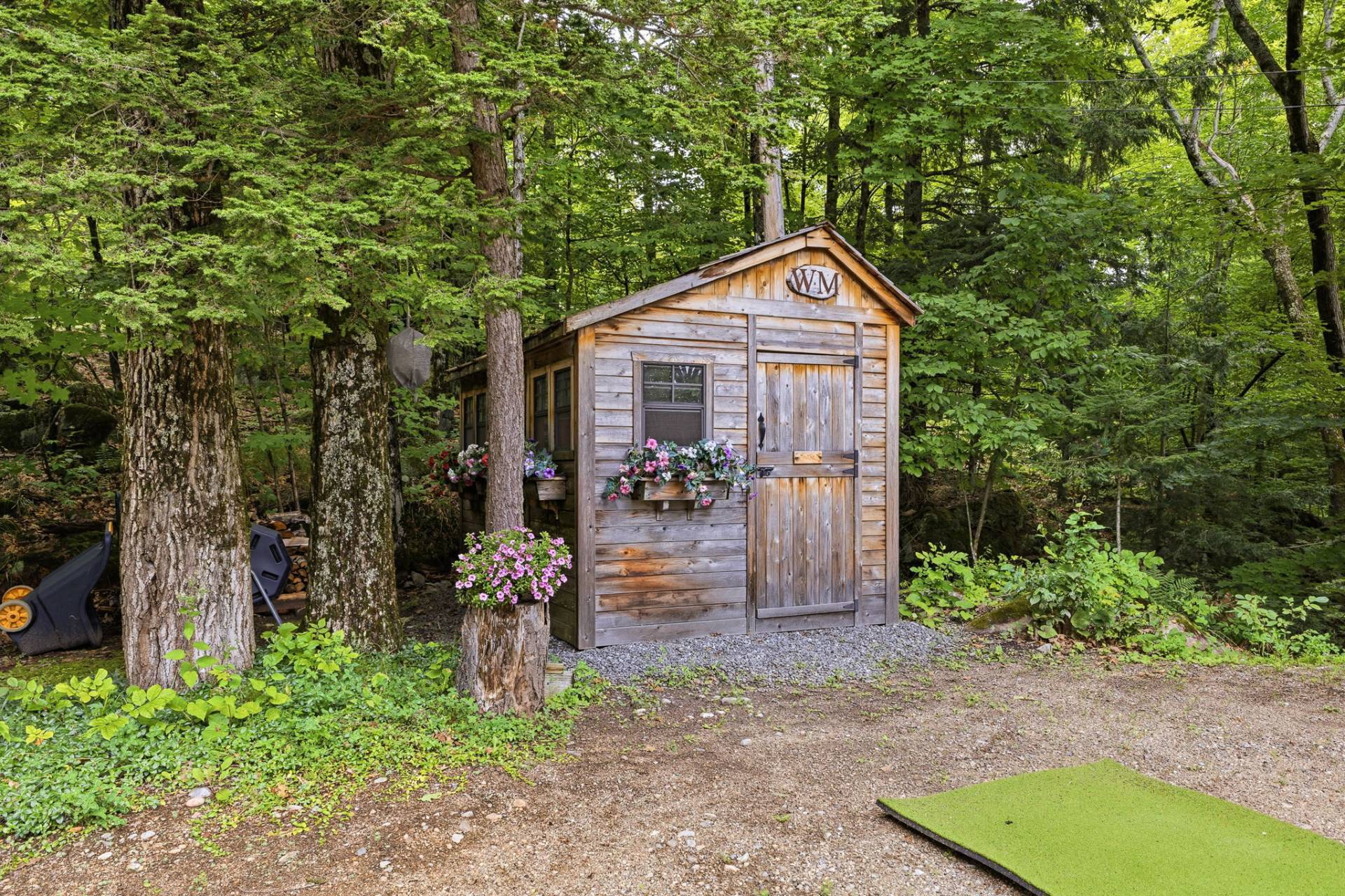 Shed