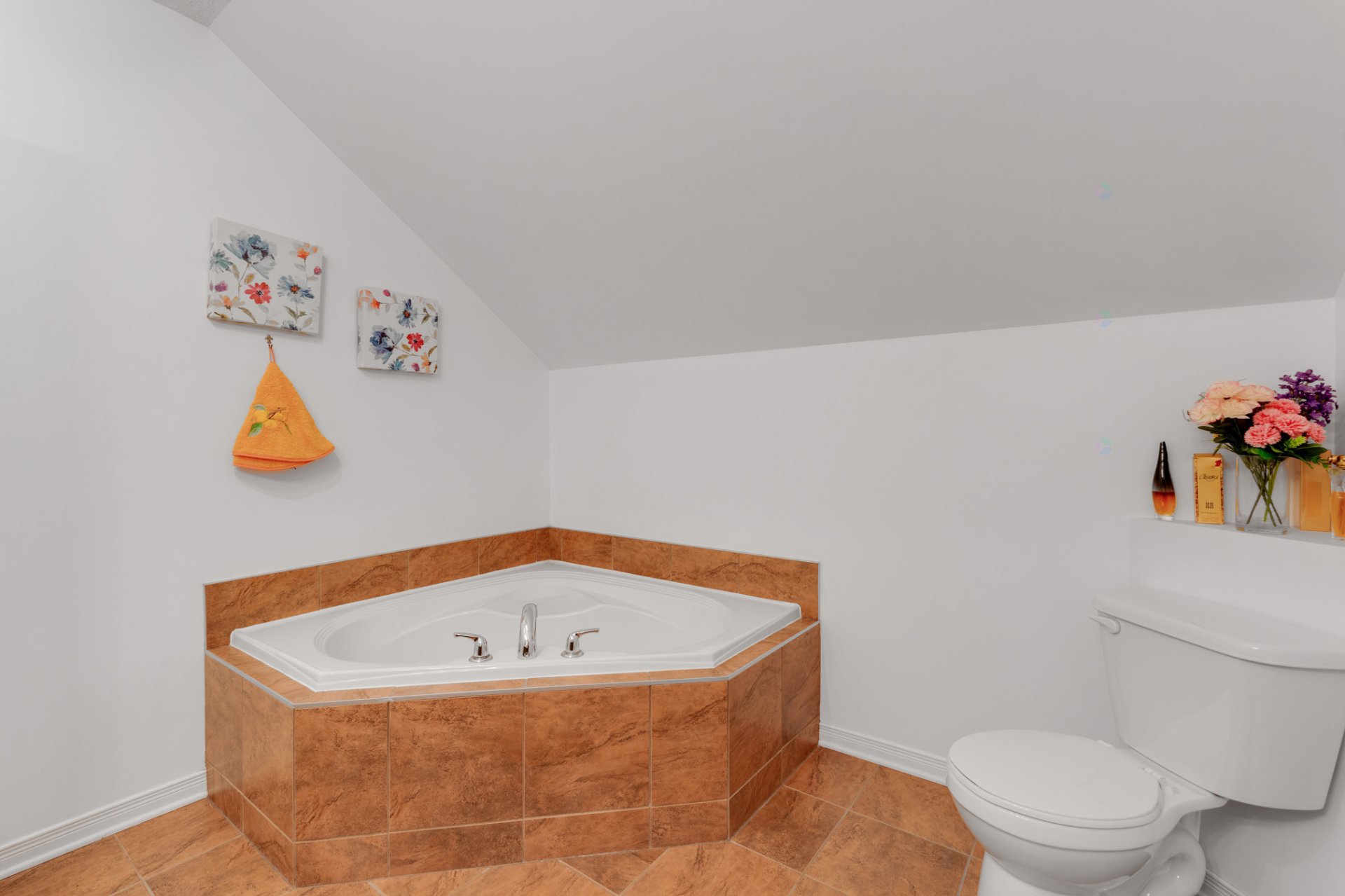 Salle de bains attenante à la CCP