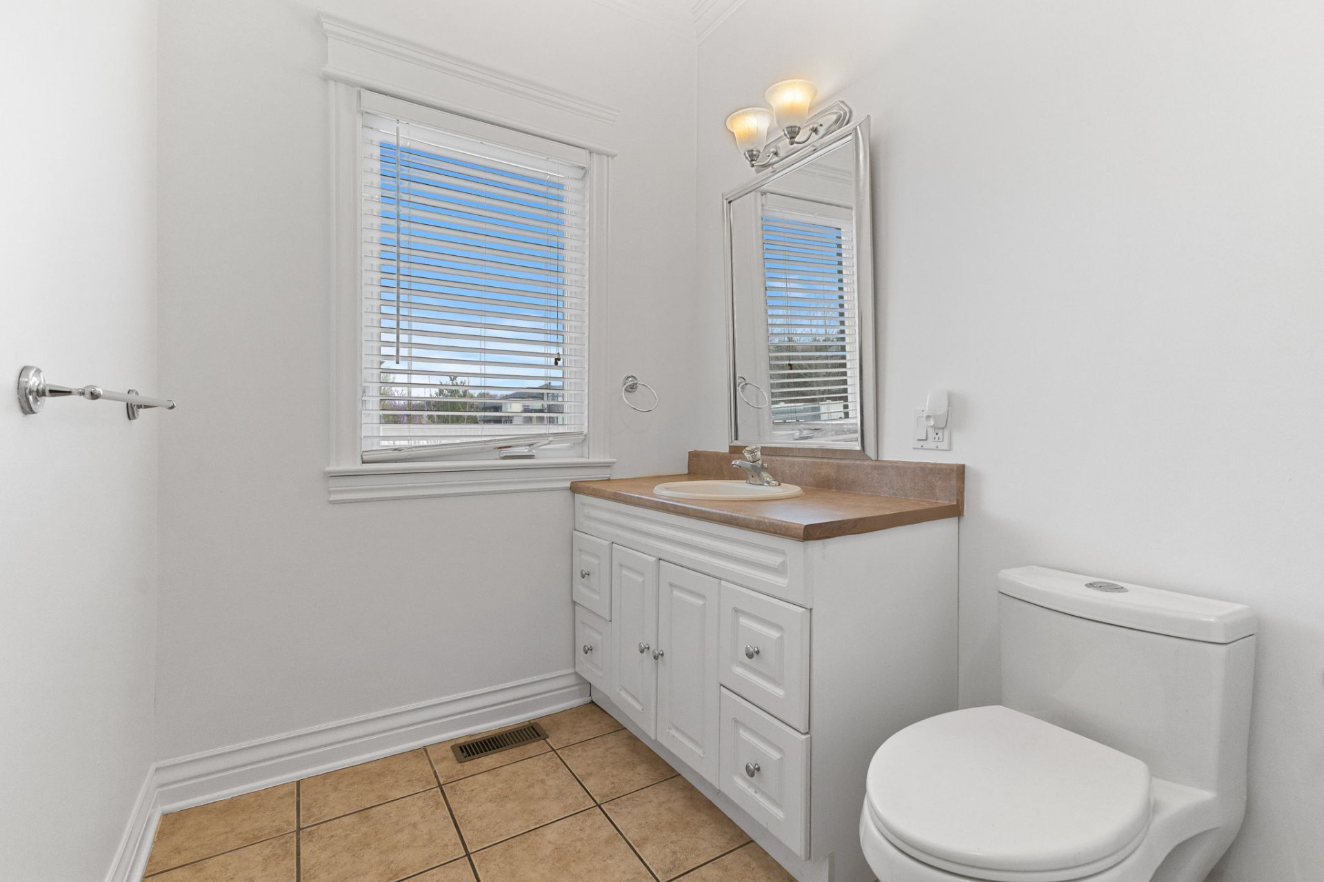 Powder room