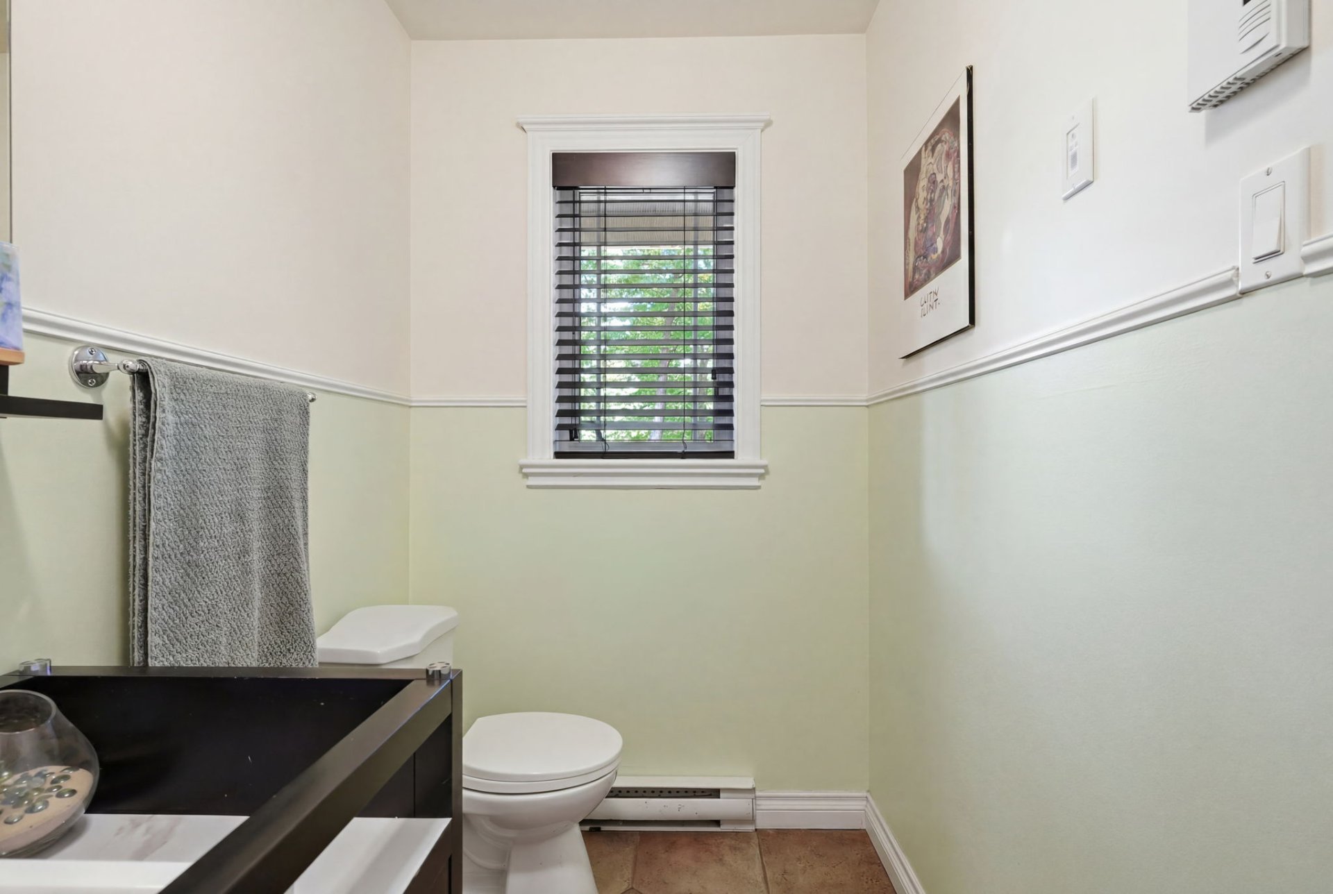 Powder room