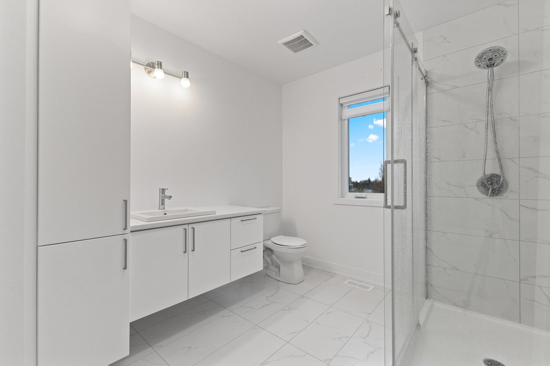 Salle de bains attenante à la CCP