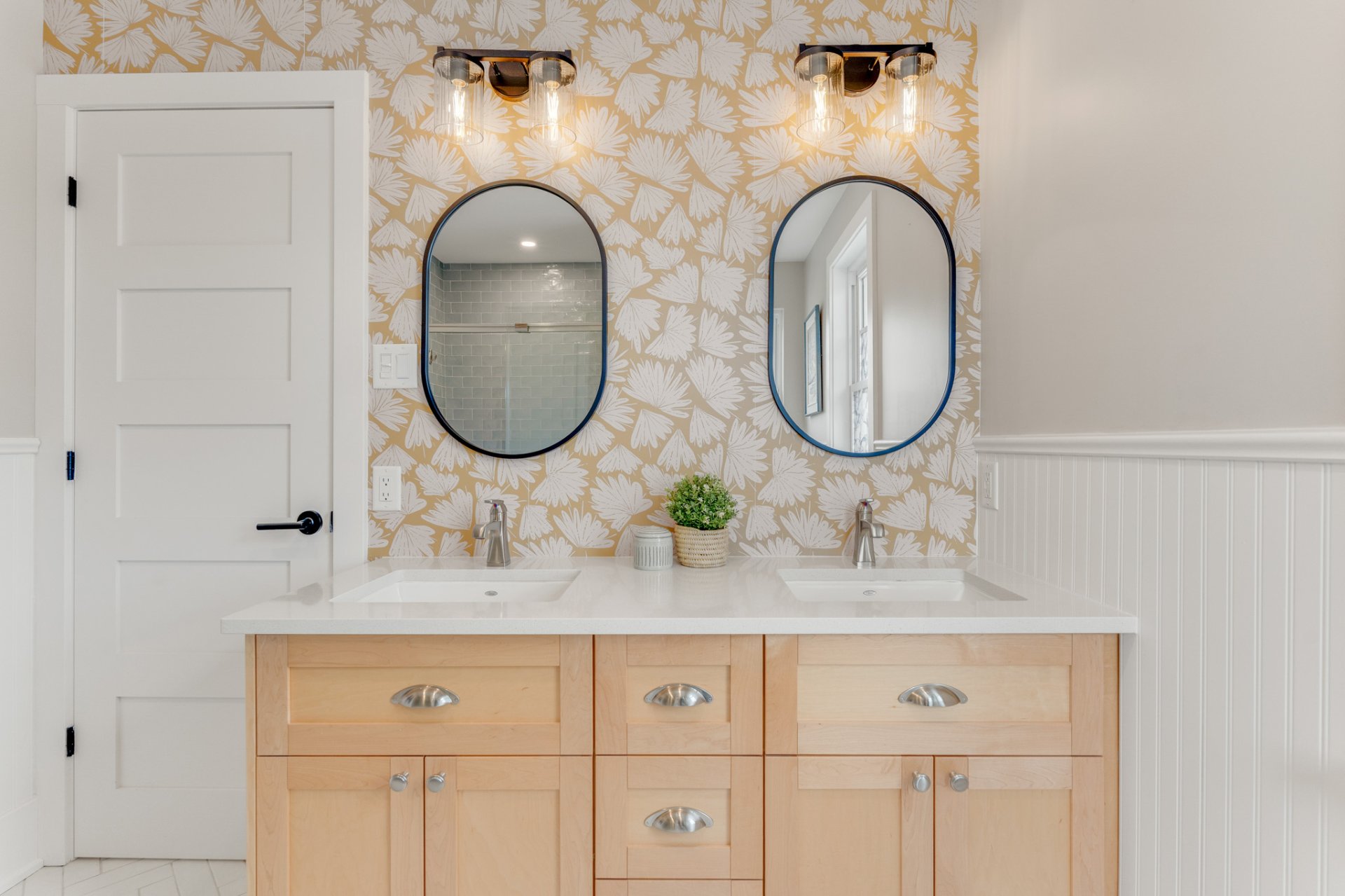 Ensuite bathroom