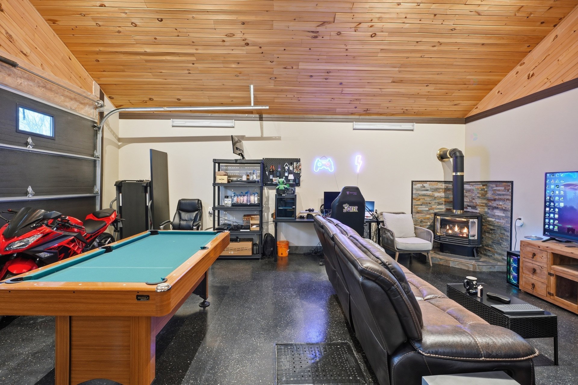 Garage