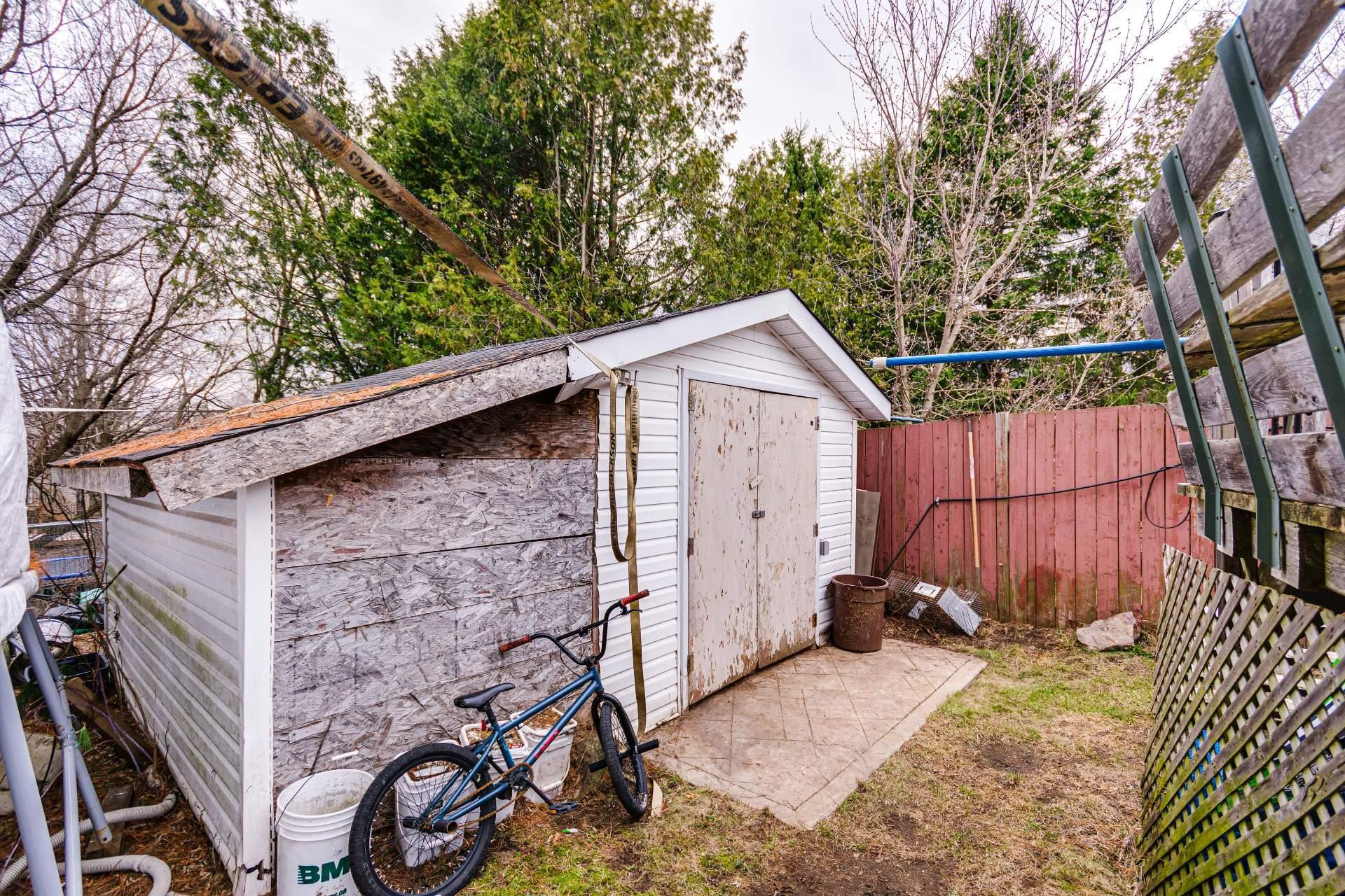 Shed