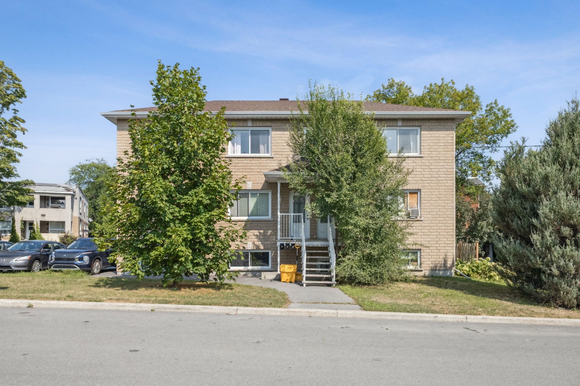 12 Rue Chateaubriand 