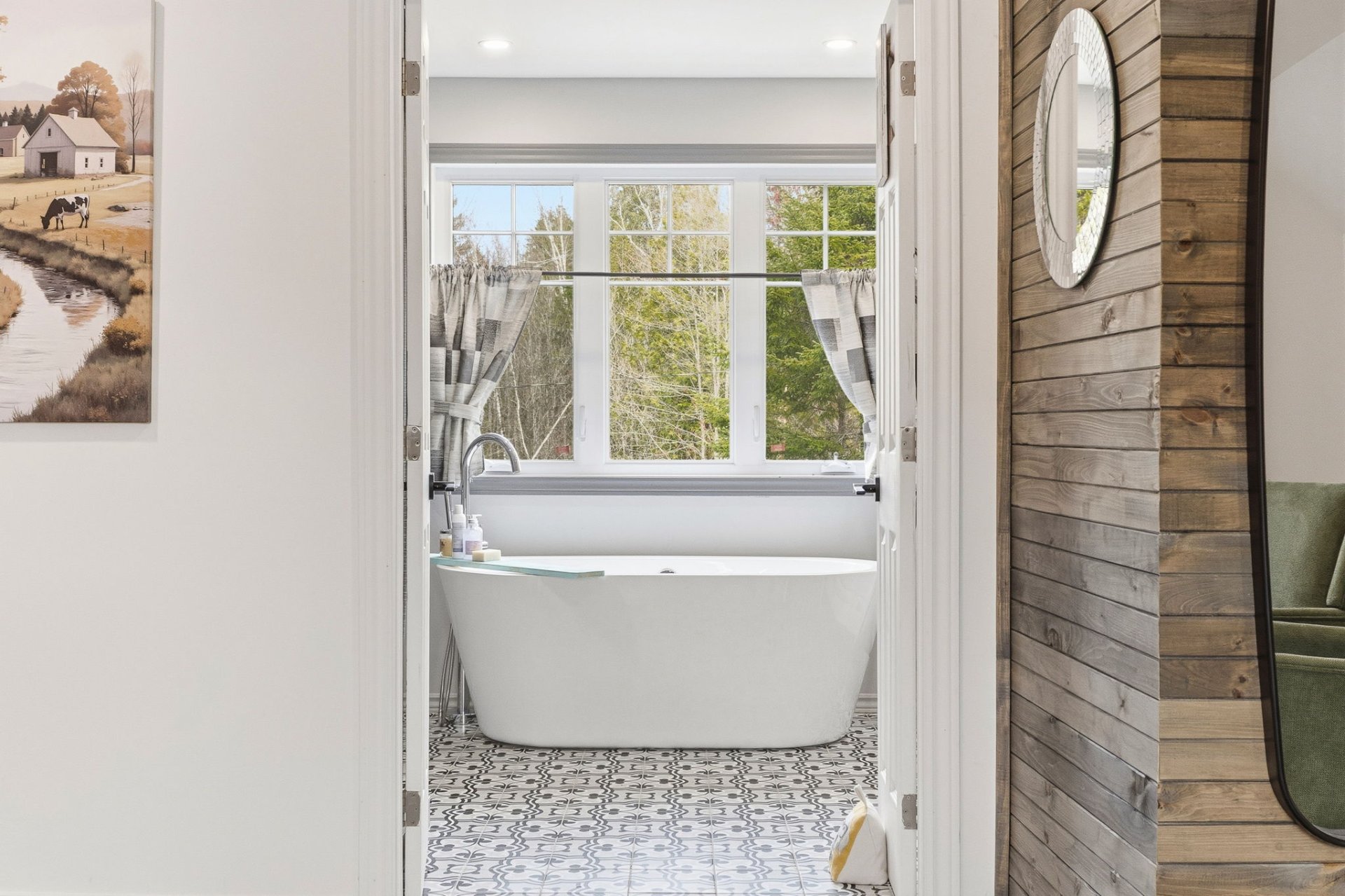 Ensuite bathroom