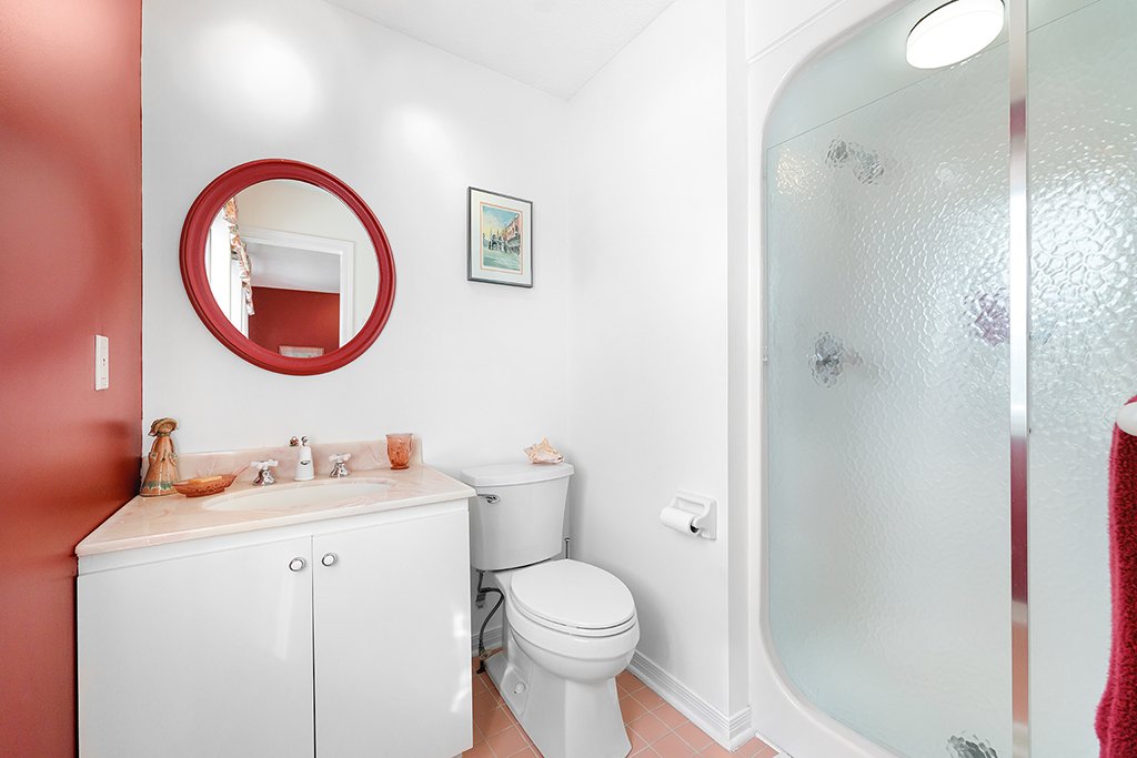 Salle de bains attenante à la CCP