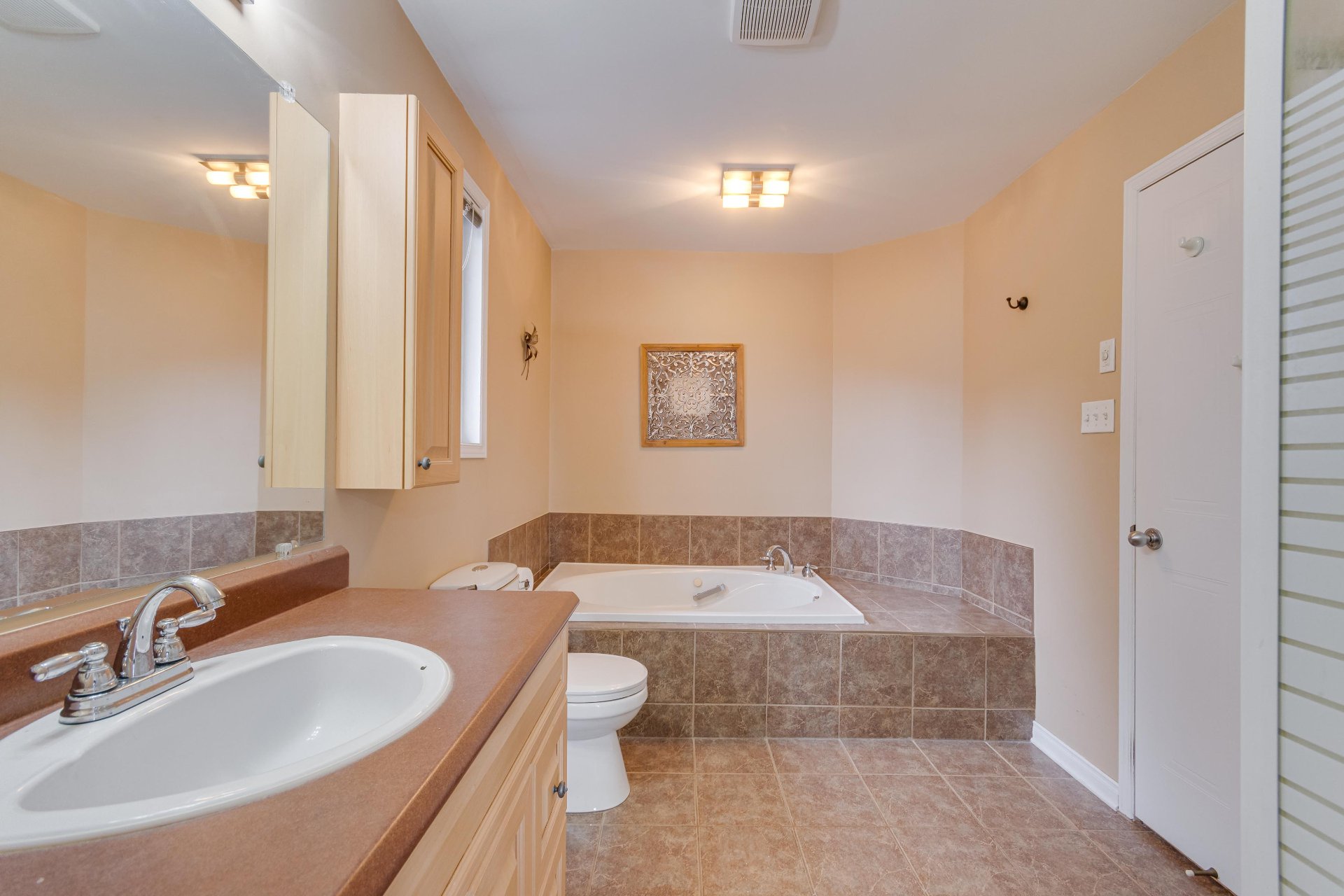 Salle de bains attenante à la CCP