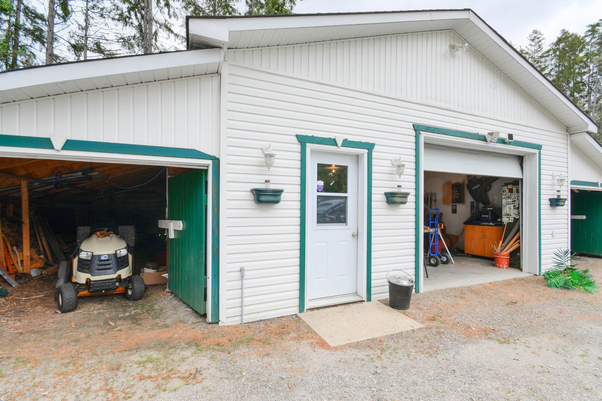 Garage