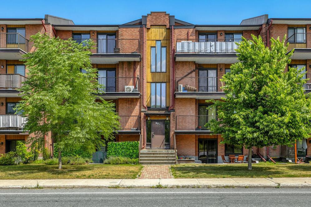 224 Boul. de la Cité-des-Jeunes 2