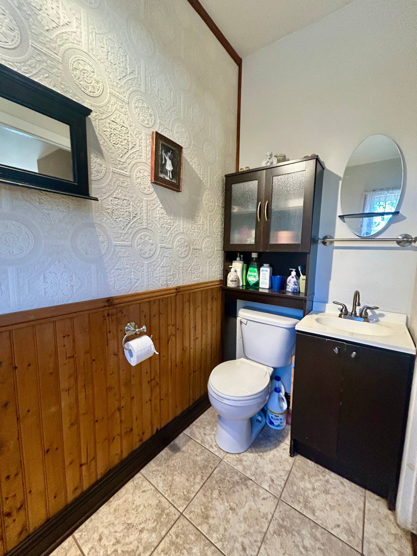 Powder room
