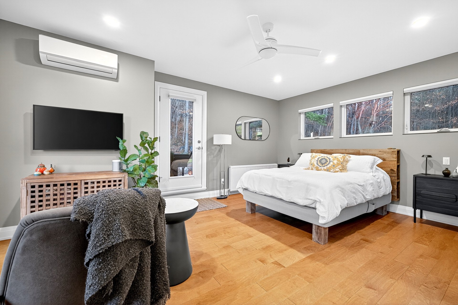 Master bedroom