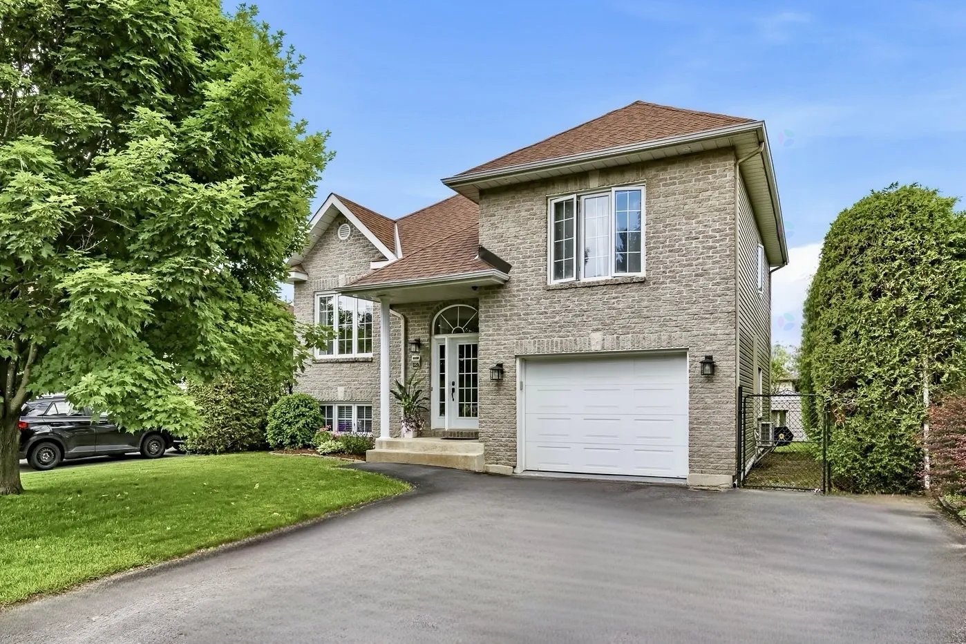 1339 Rue Rita 