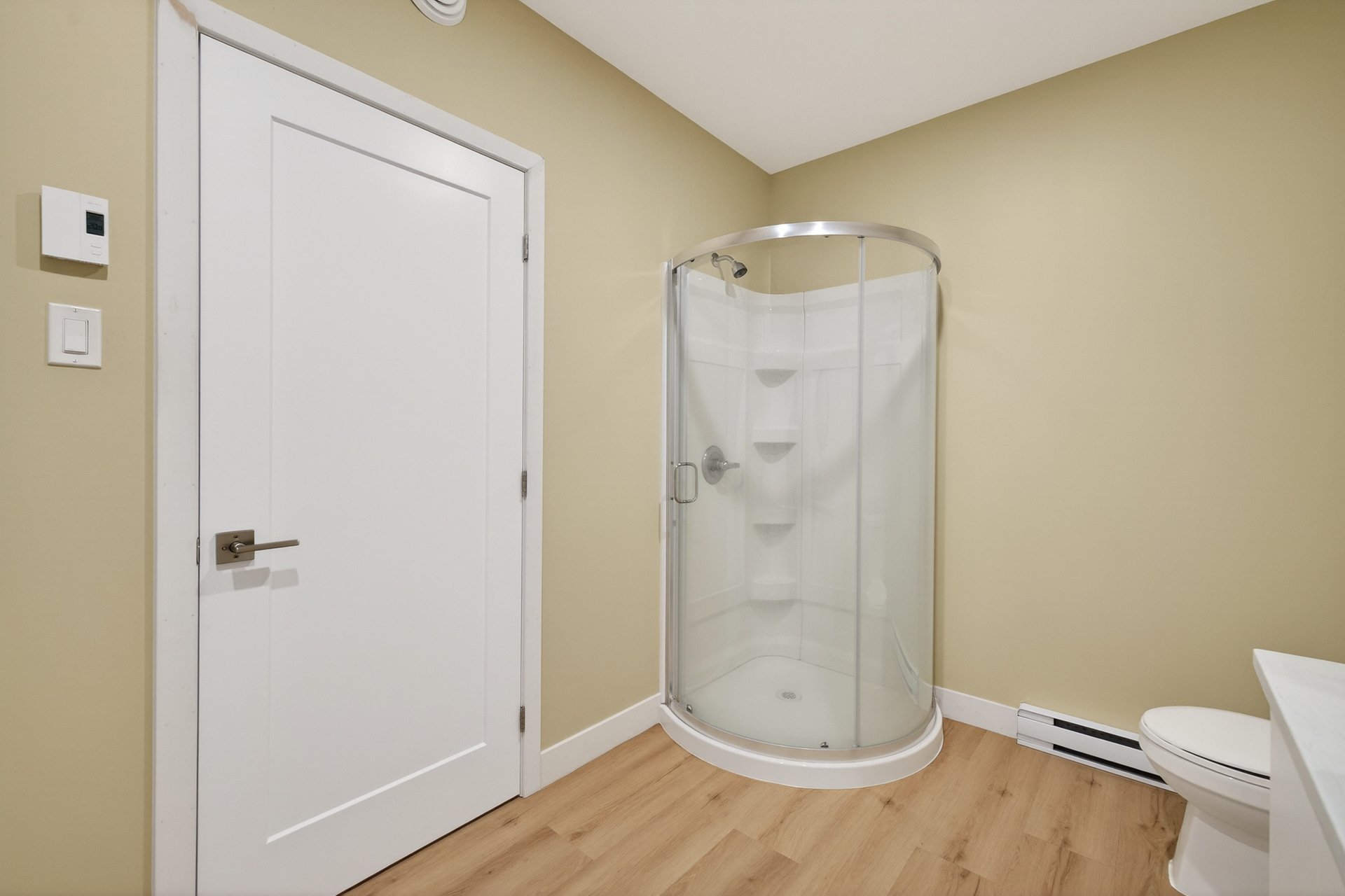 Bathroom - Authentic images of the property as is.