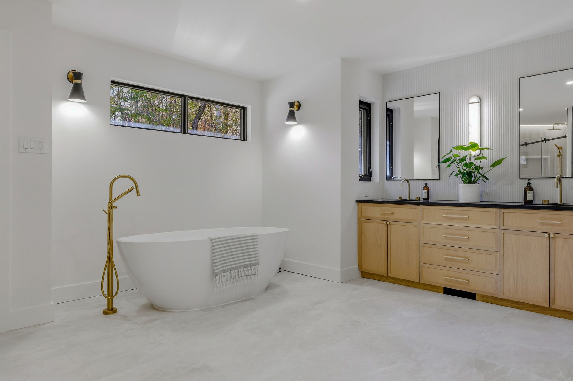 Salle de bains attenante à la CCP