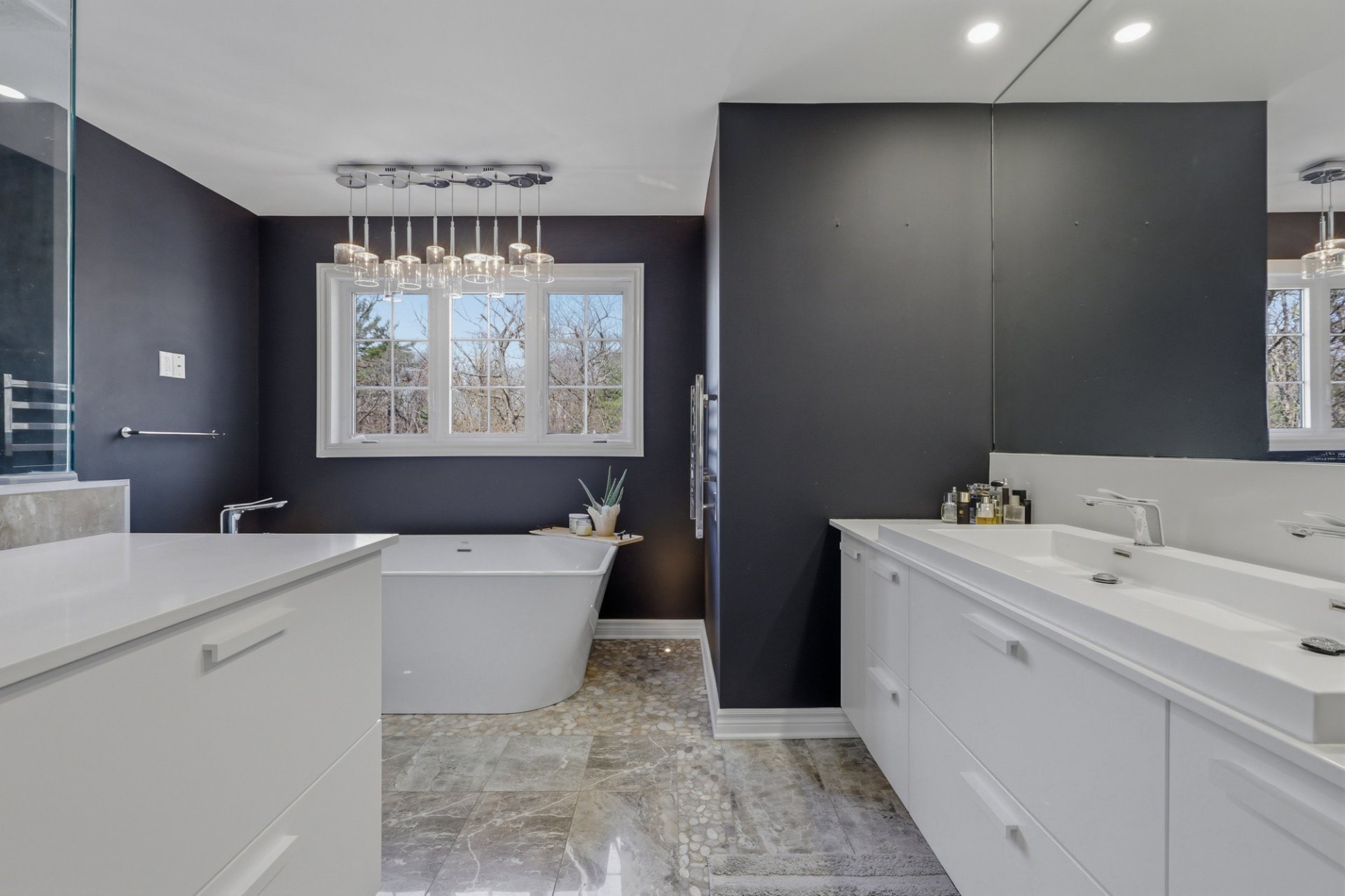 Ensuite bathroom