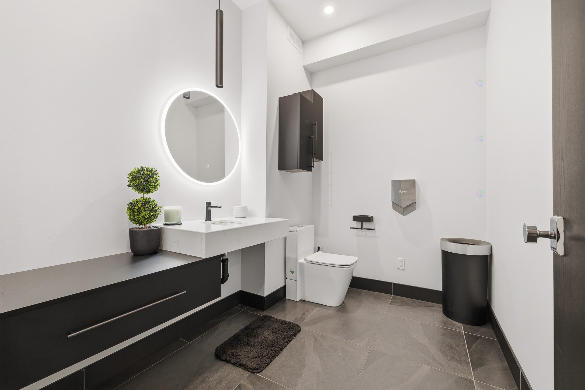 Powder room