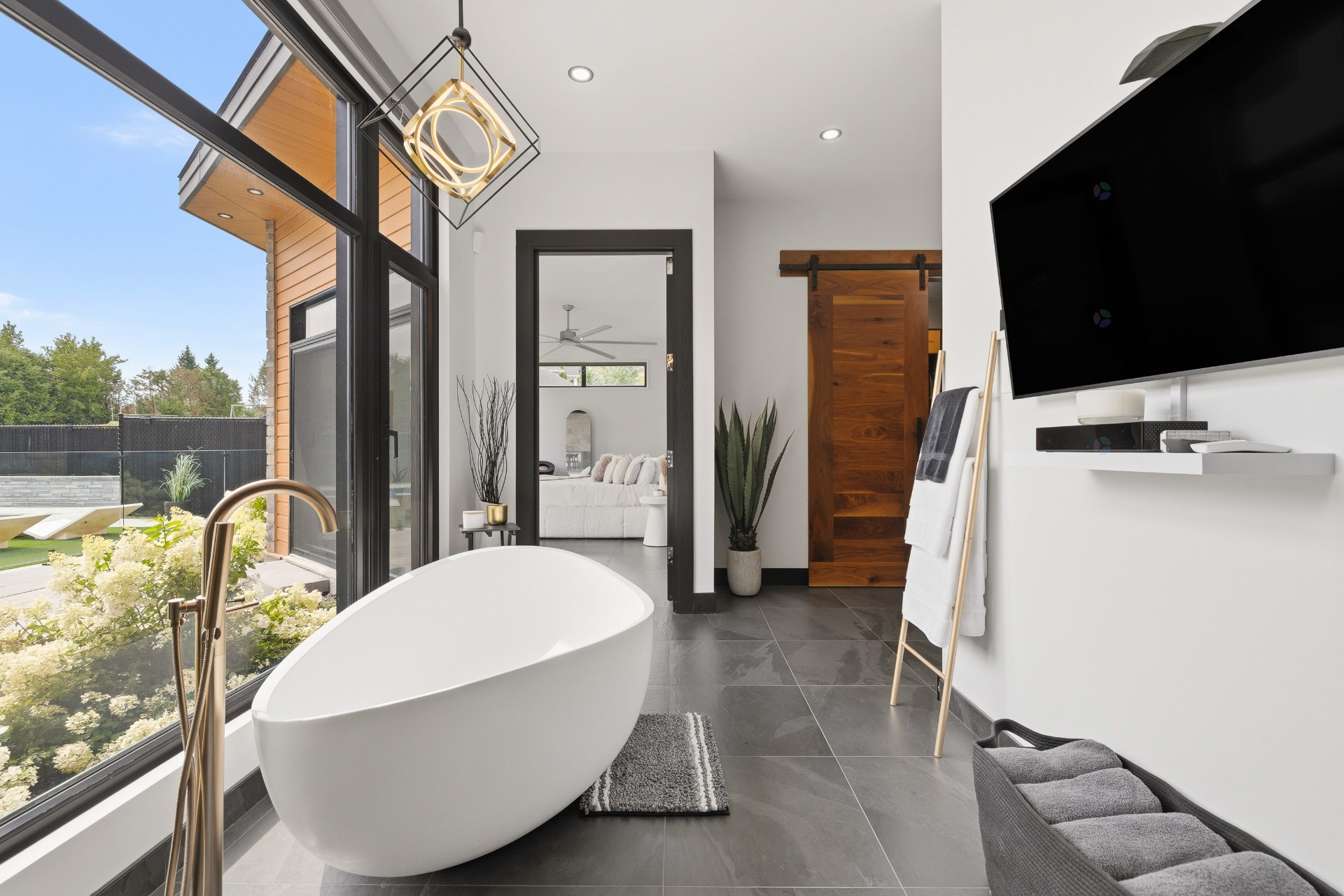 Ensuite bathroom