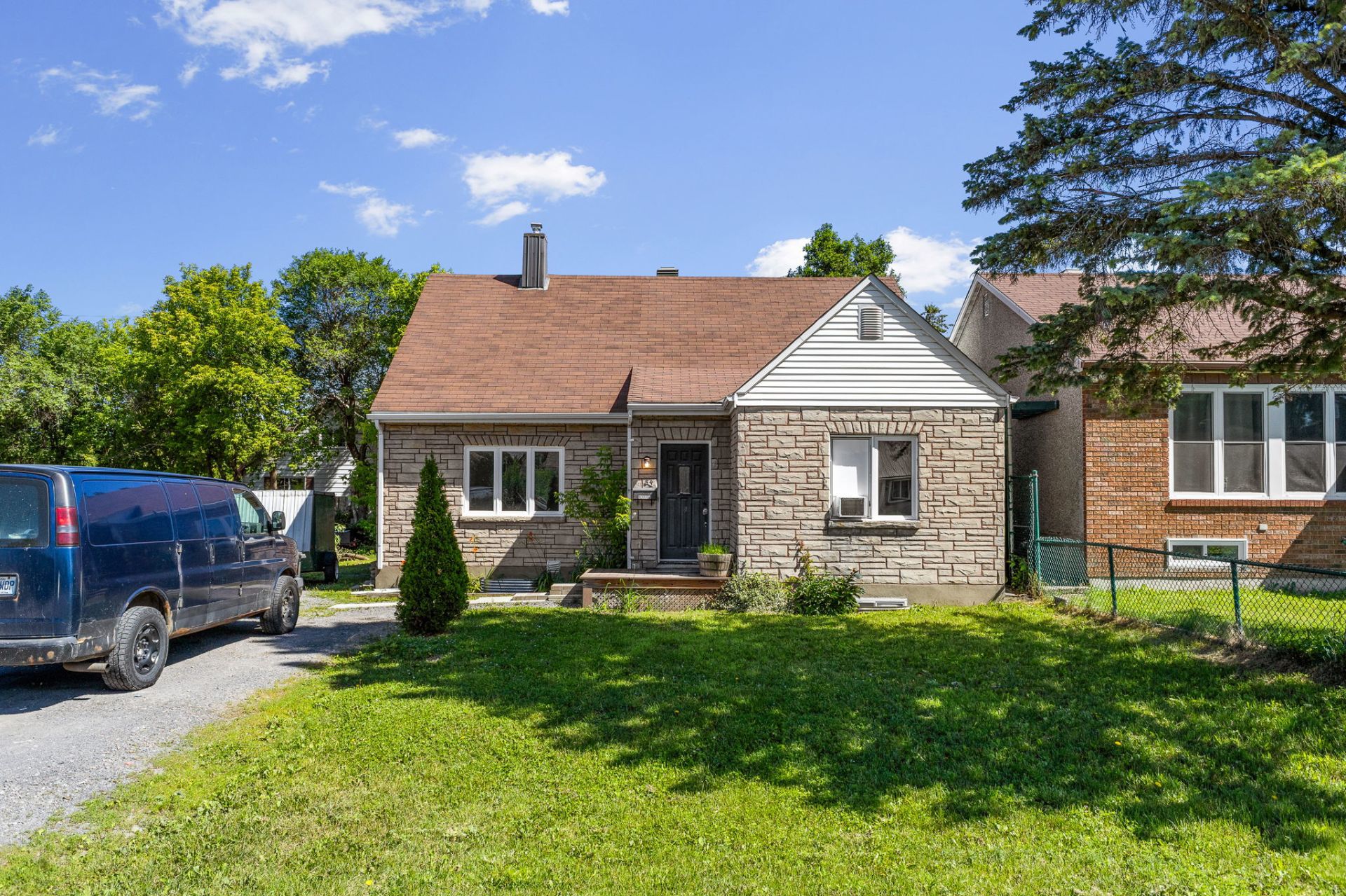 84 Rue Deschênes