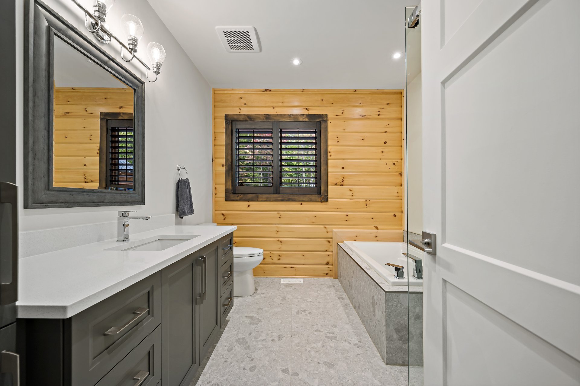 Ensuite bathroom
