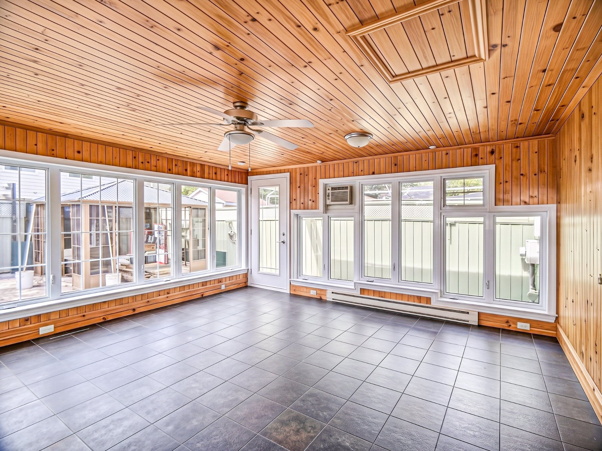 Solarium/Sunroom