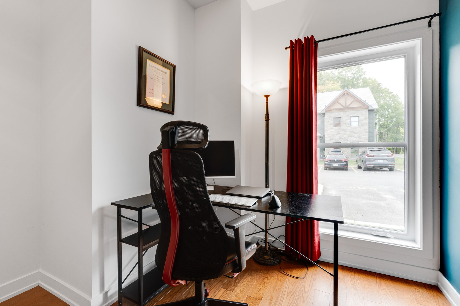 Bedroom - Office space