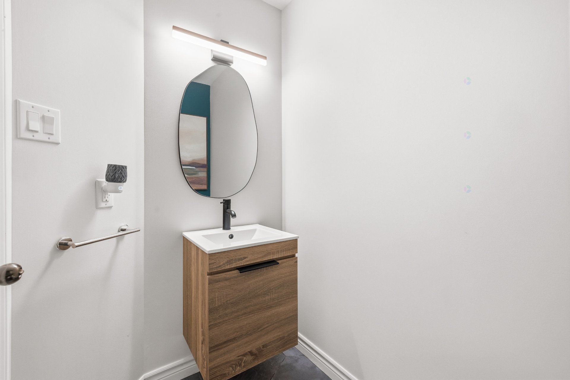 Powder room