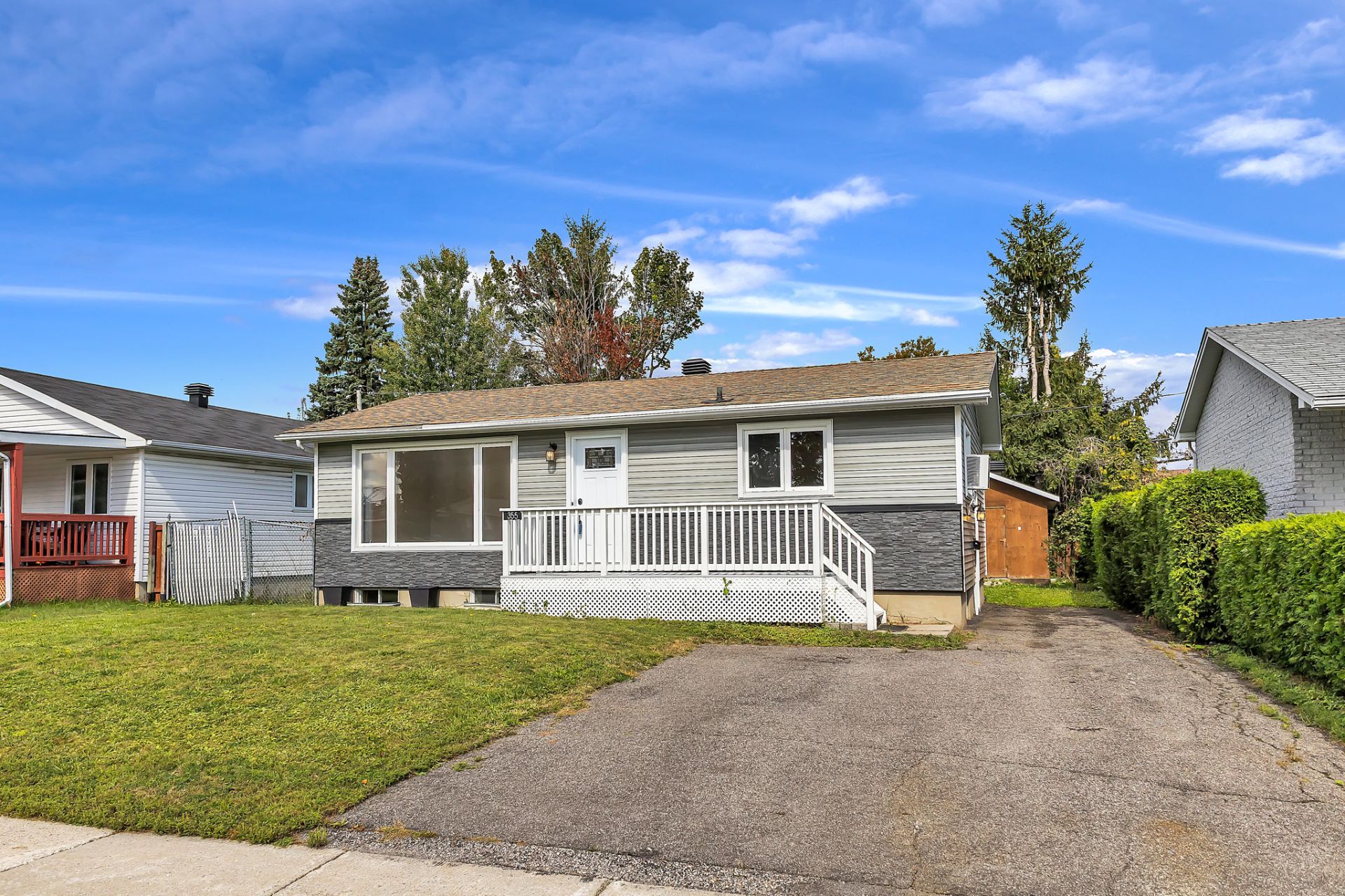 355 Rue de Pointe-Gatineau 