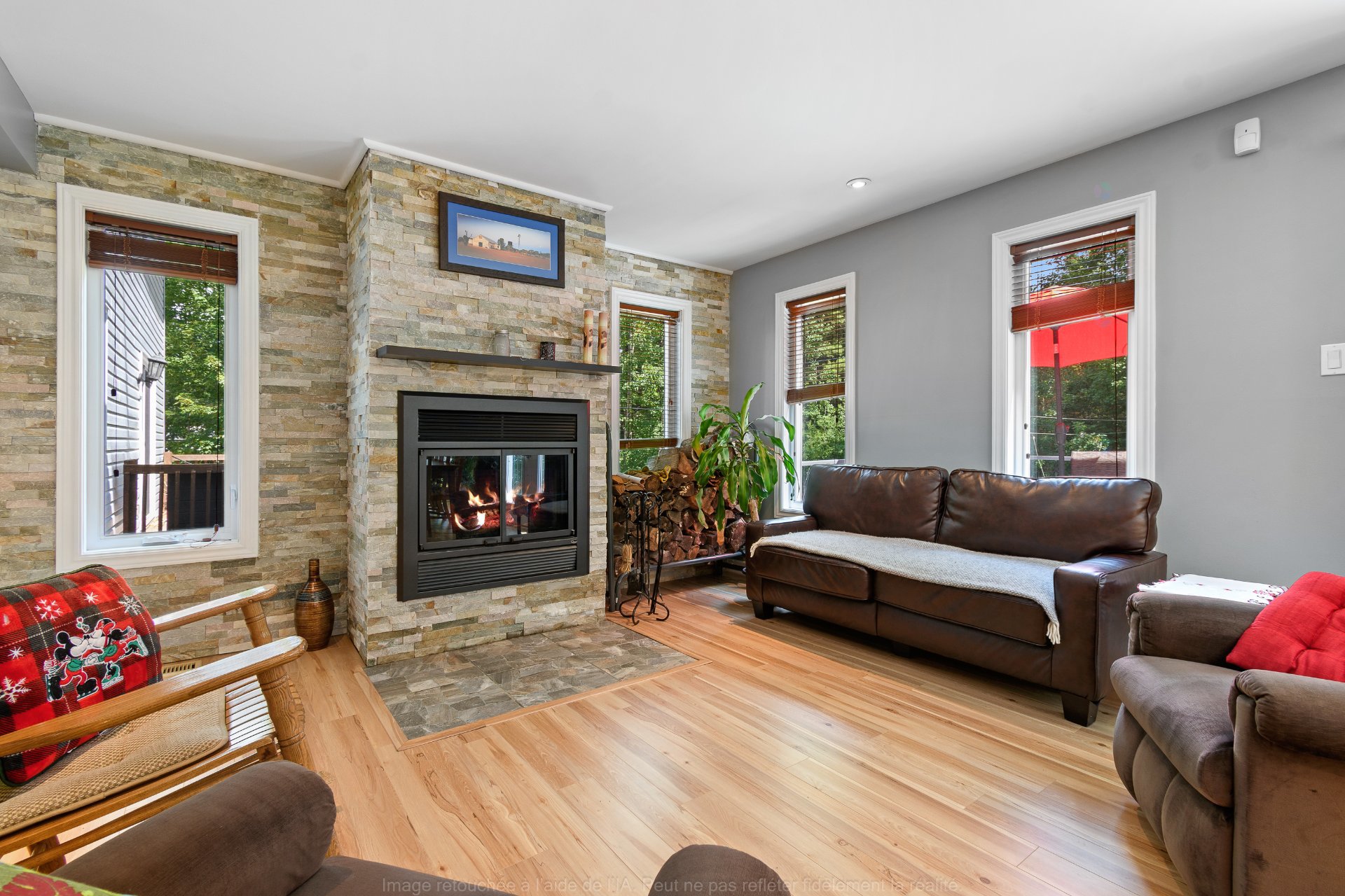 Middle living space