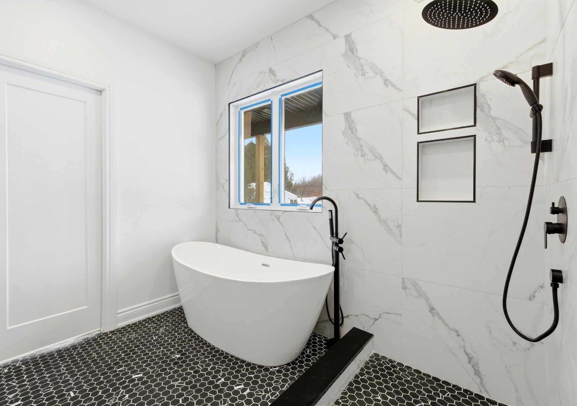 Ensuite bathroom