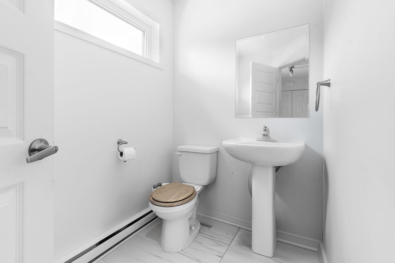 Powder room