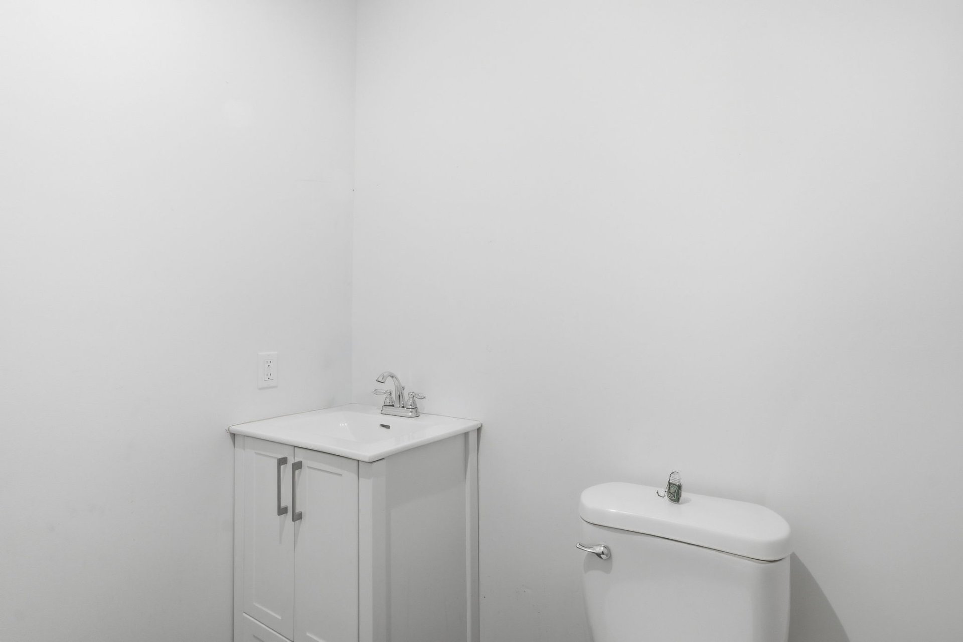 Powder room