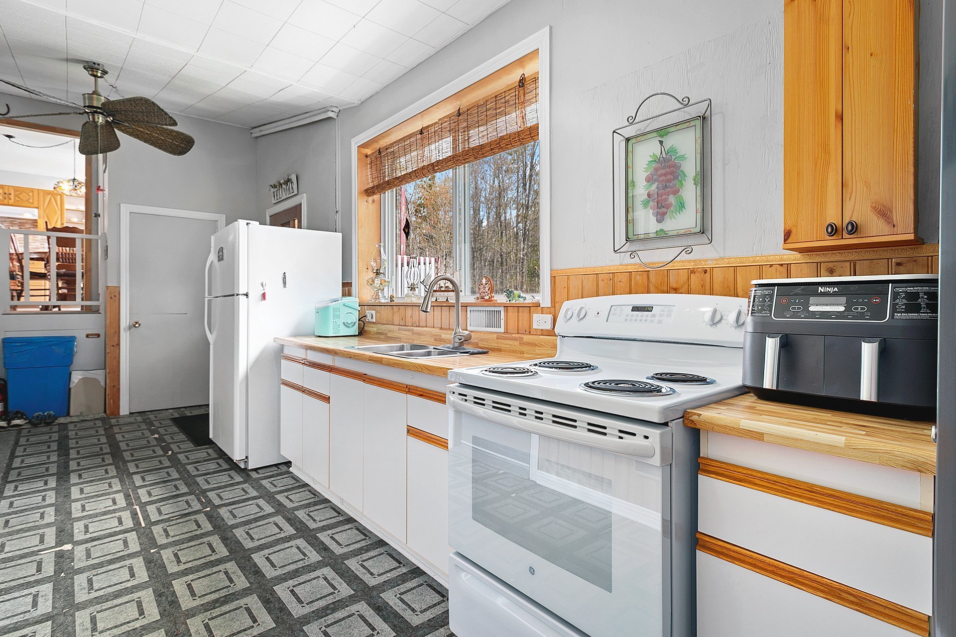 Kitchenette