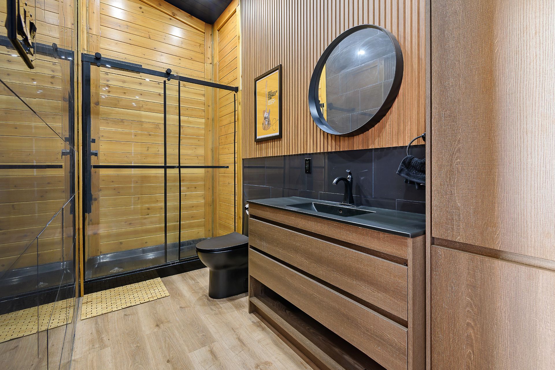 Salle de bains attenante à la CCP