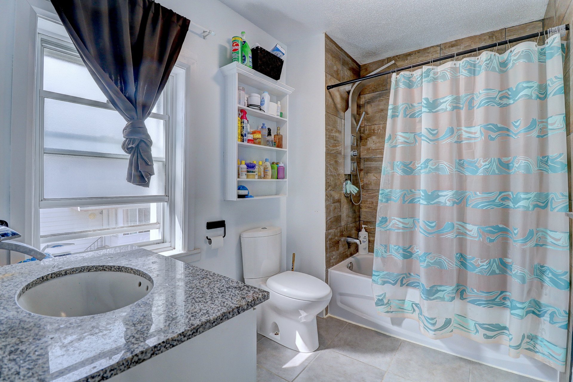 Ensuite bathroom
