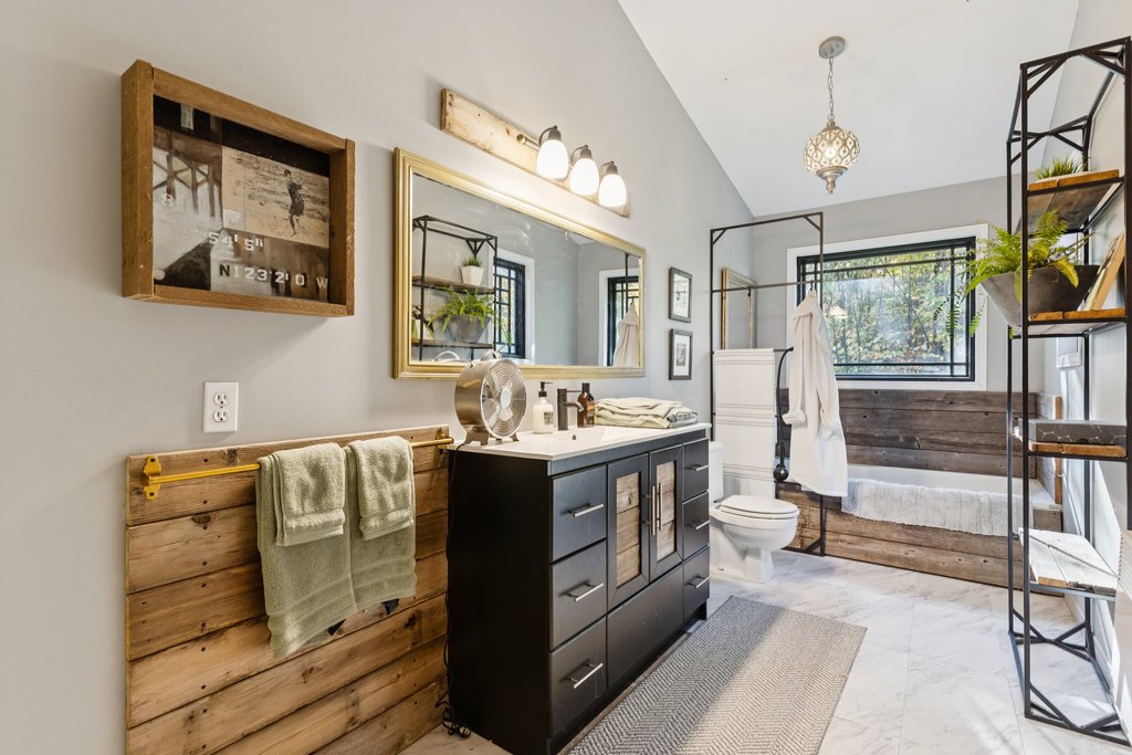 Salle de bains attenante à la CCP