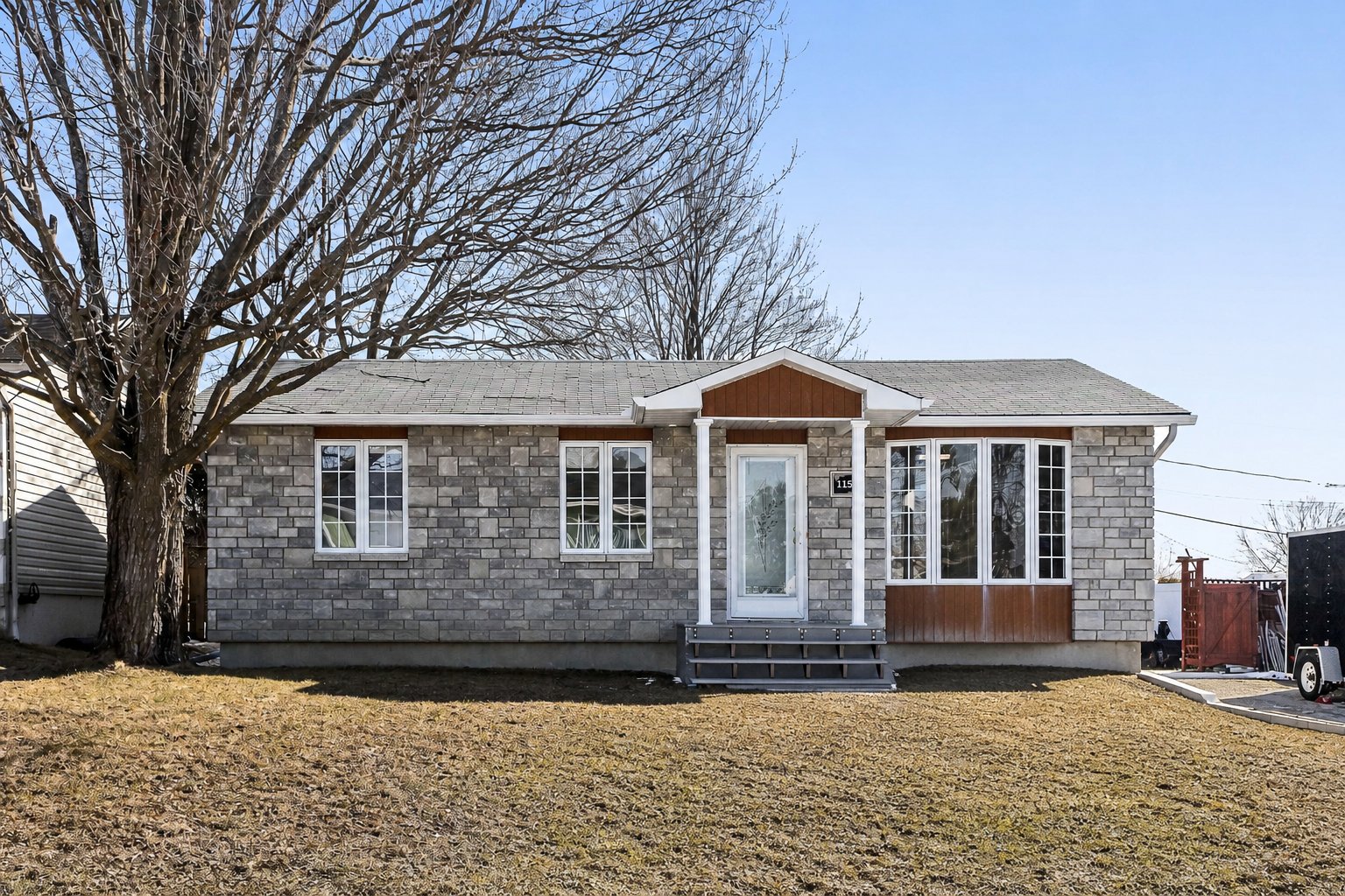 1150 Rue de Liesse 