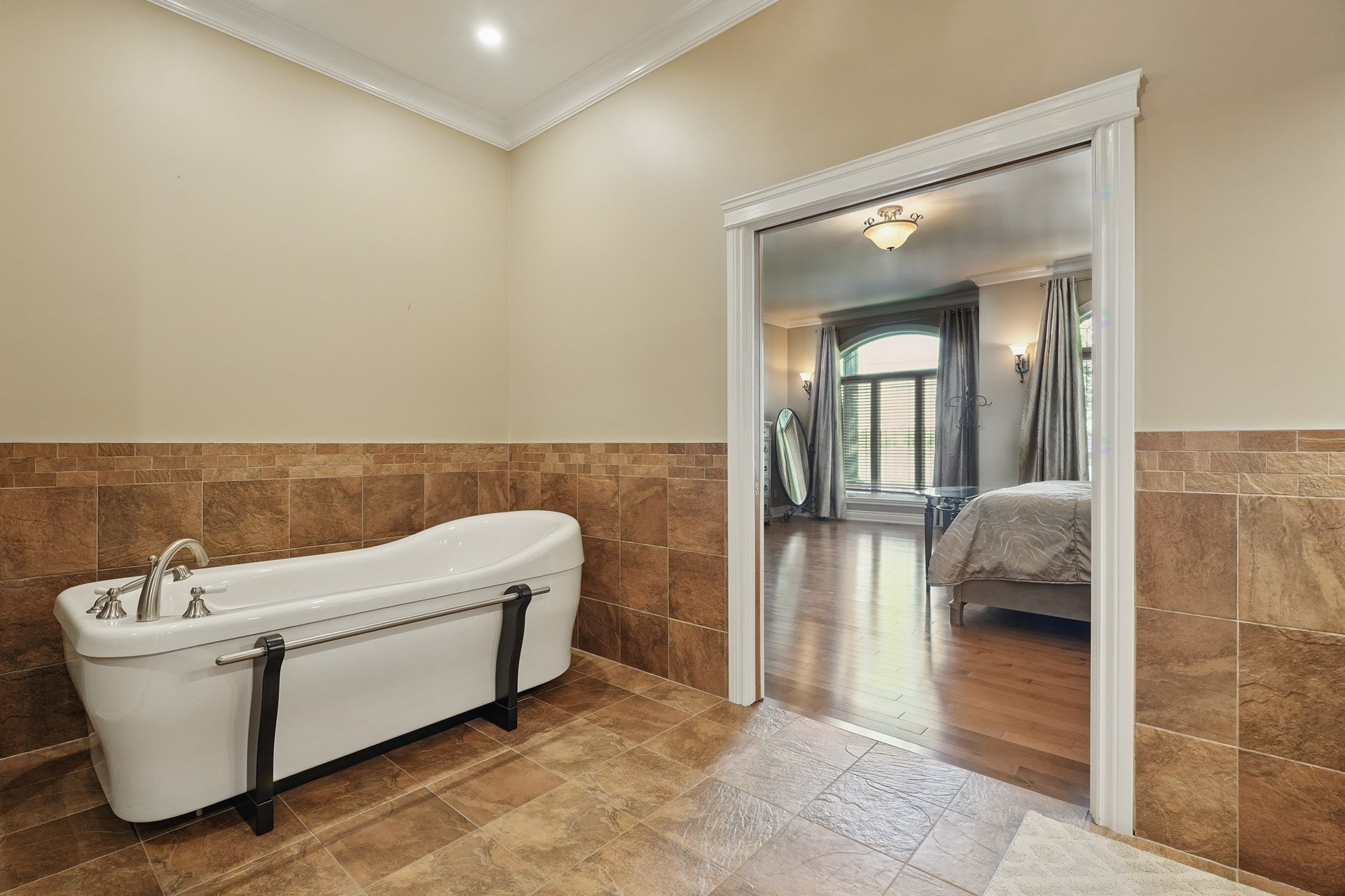 Ensuite bathroom