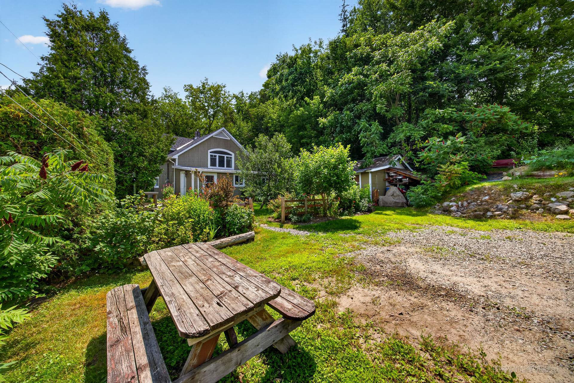 4 Ch. Bellevue — photo 3
