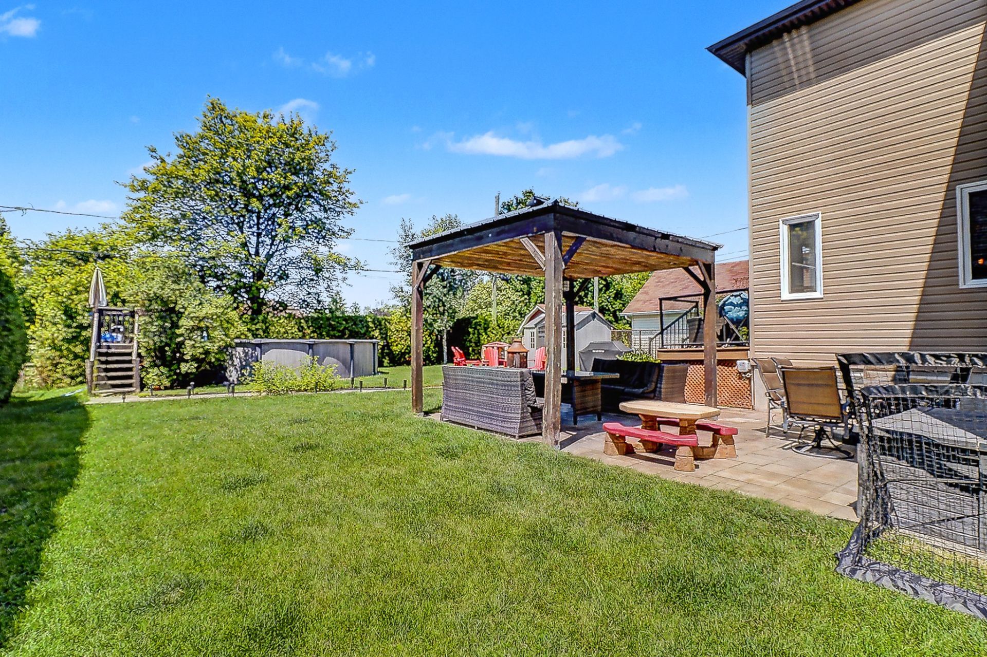 Cour