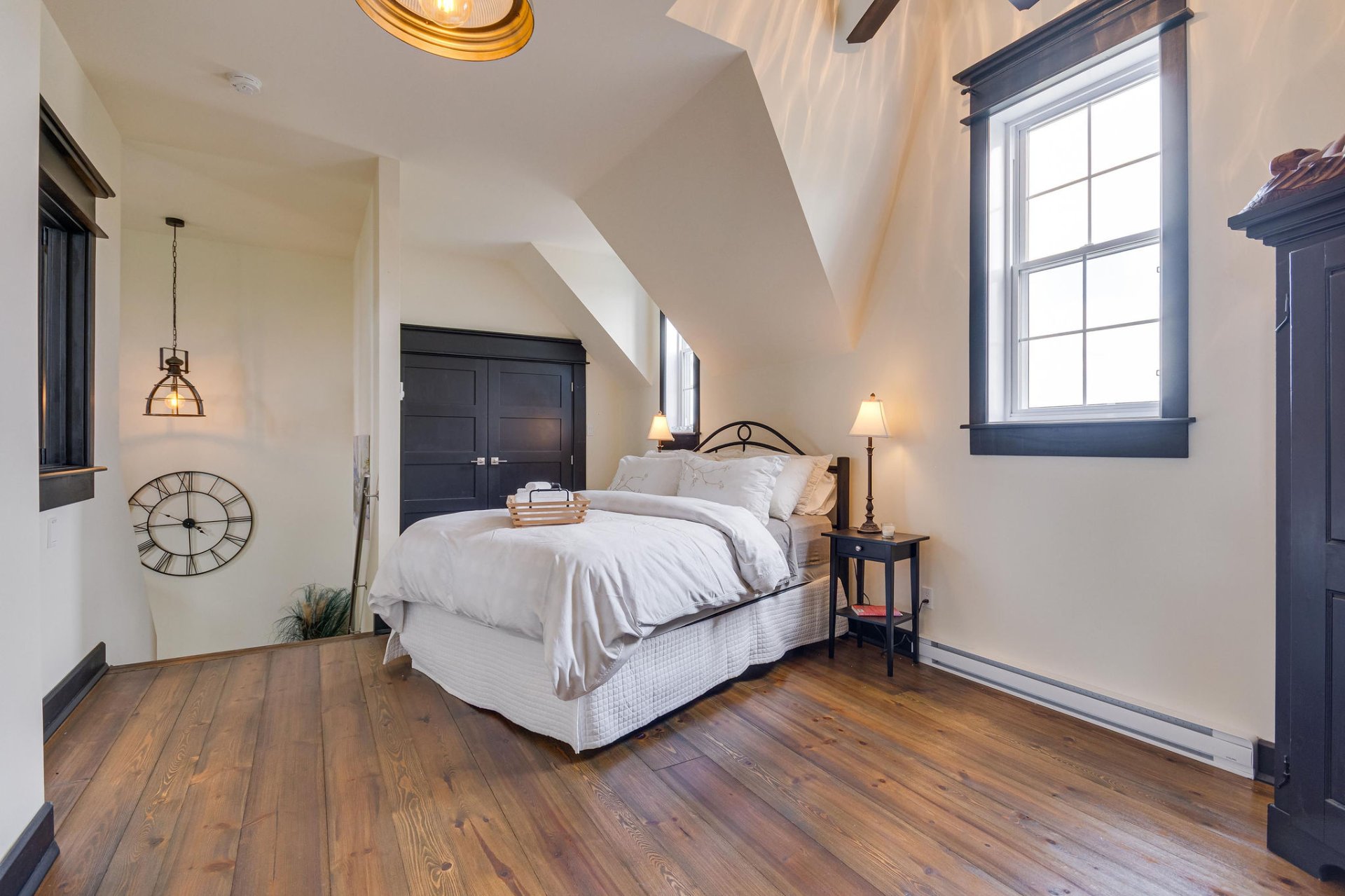 Master bedroom - located on the mezzanine