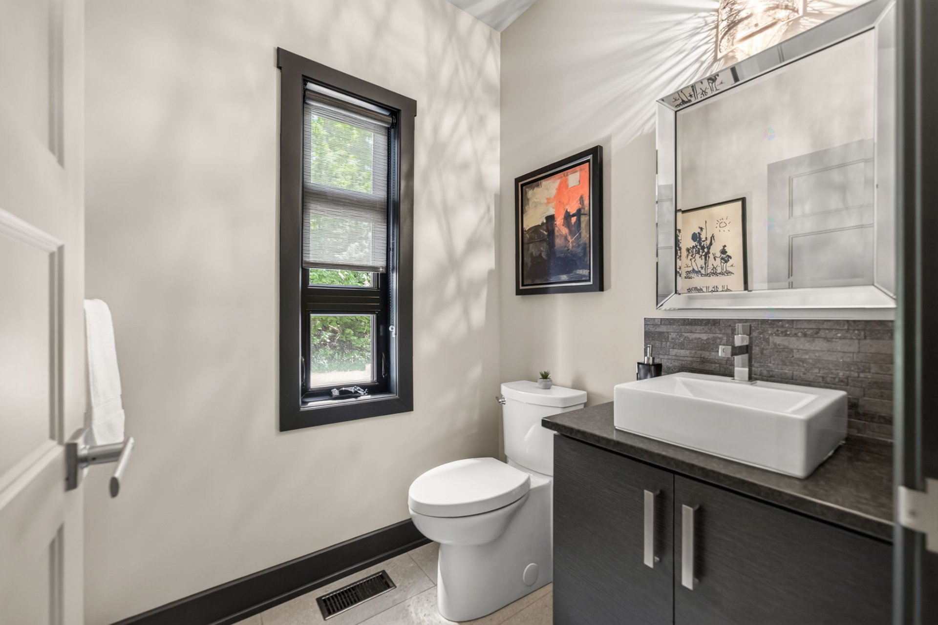 Powder room