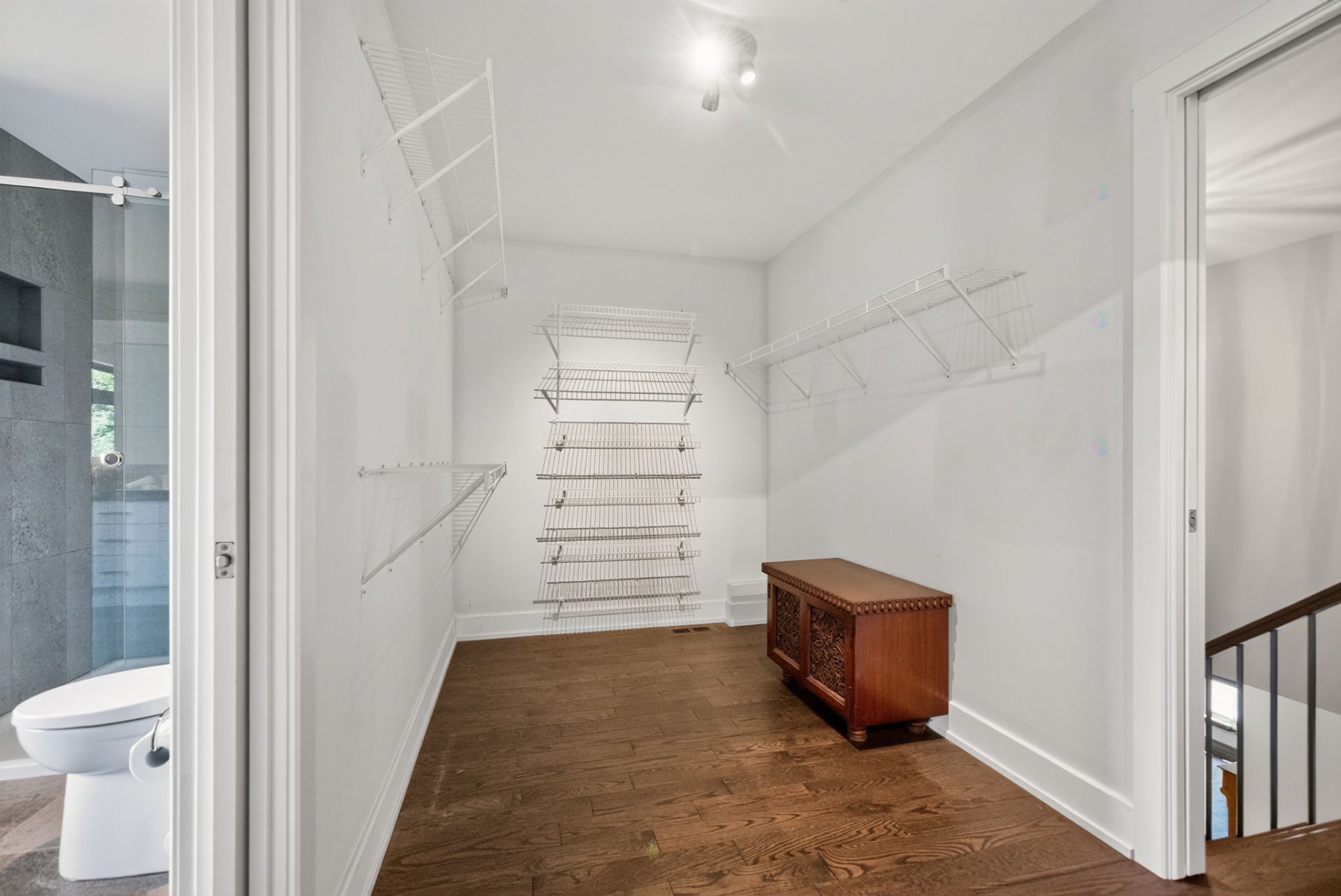 Walk-in closet