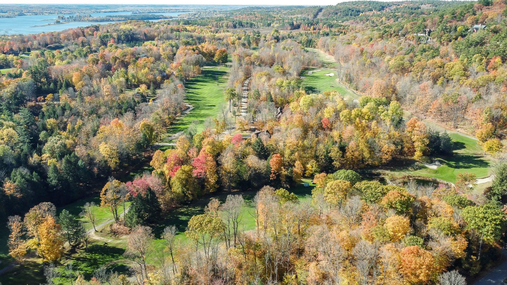 Photo aérienne - terrain de golf.