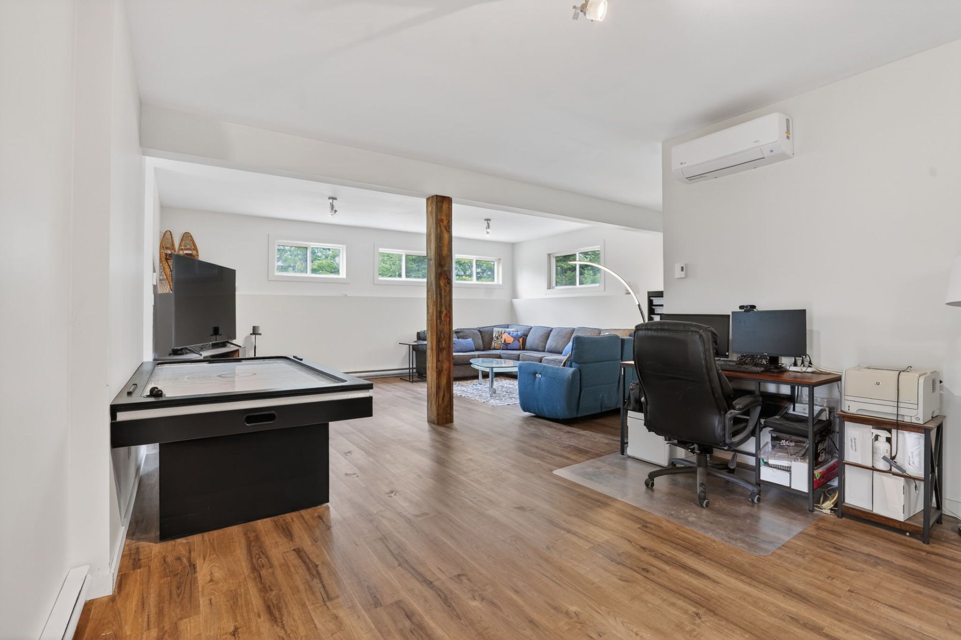 Family room - Family/Rec Room Main Level