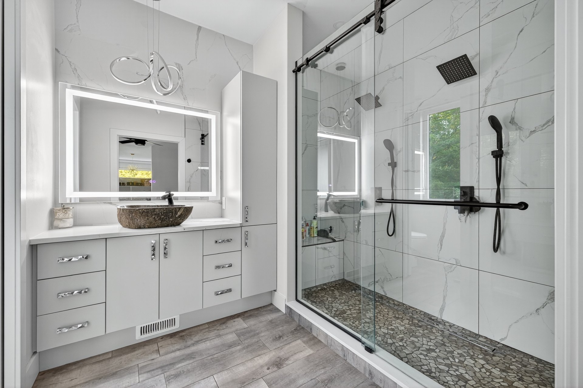 Salle de bains attenante à la CCP