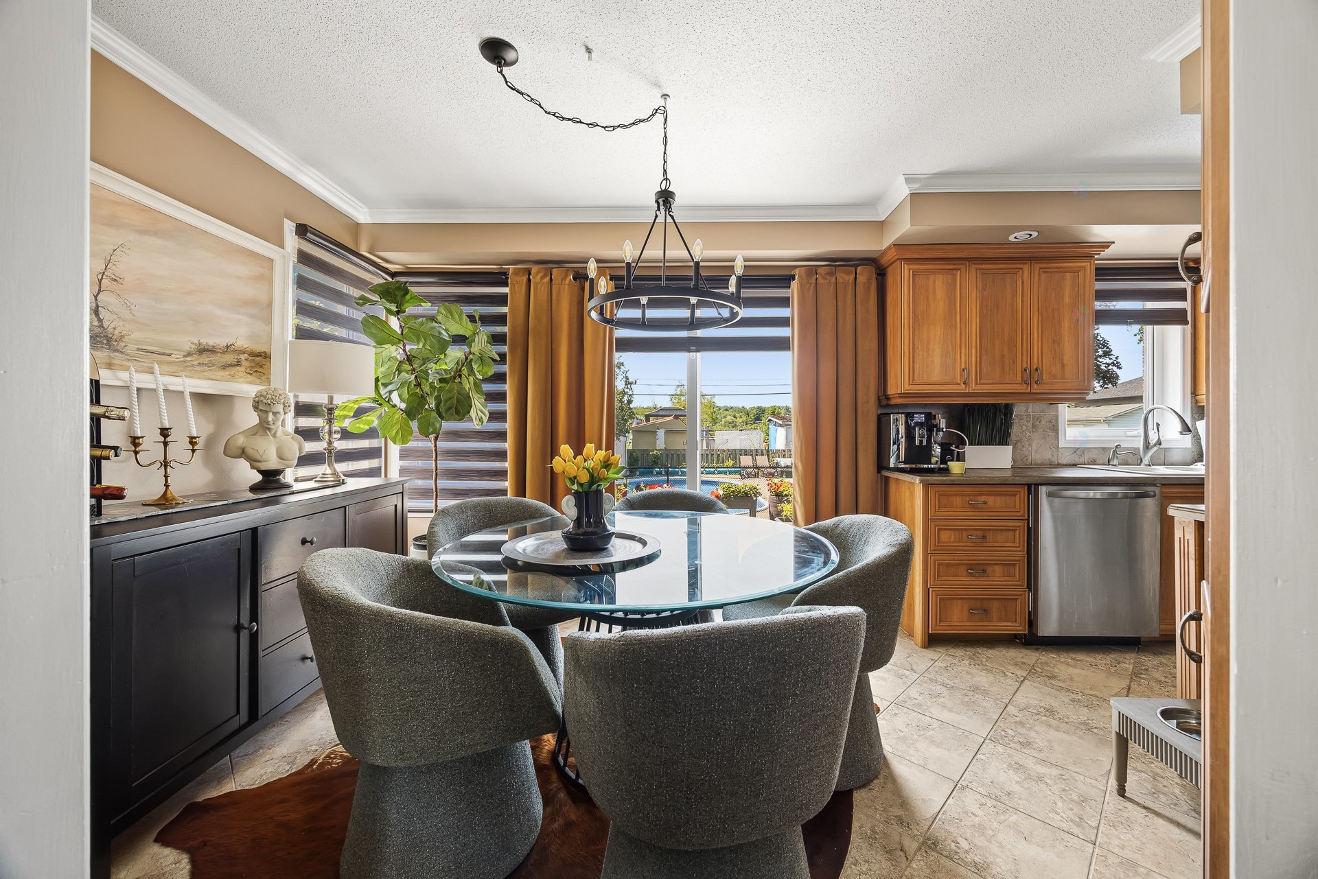 Dining room